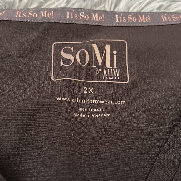 Scrub Set - Picture 3 of 3